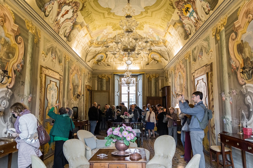 Pontremoli Barocca: un weekend di visite guidate a Pontremoli, con chiese e palazzi barocchi aperti al pubblico il 5-6 aprile 2025.