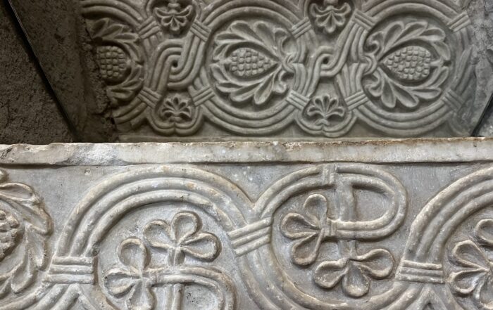Abbazia San Caprasio Aulla - elementi scultorei