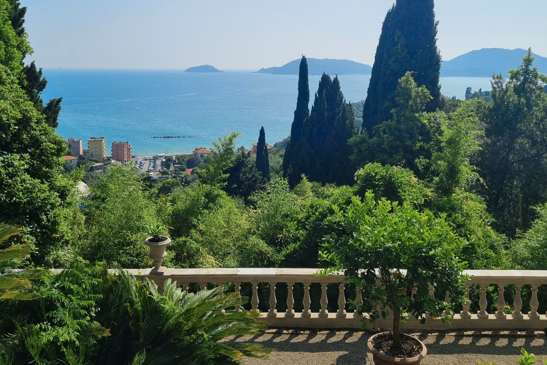 Il 7 e 8 Marzo 2026 arriva il Weekend nelle Ville del Golfo tra La Spezia e Lerici con visite guidate e aperture straordinarie.