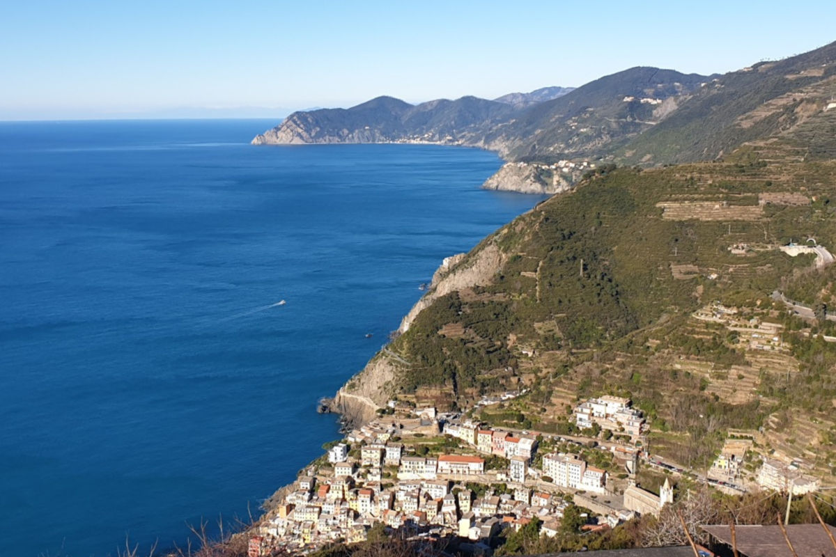 Trekking guidati in Liguria "Il Mare d'Inverno" - Il 15 e 29 marzo 2026 vi aspettiamo per camminare sui sentieri panoramici delle Cinque Terre con le nostre guide ambientali escursionistiche.